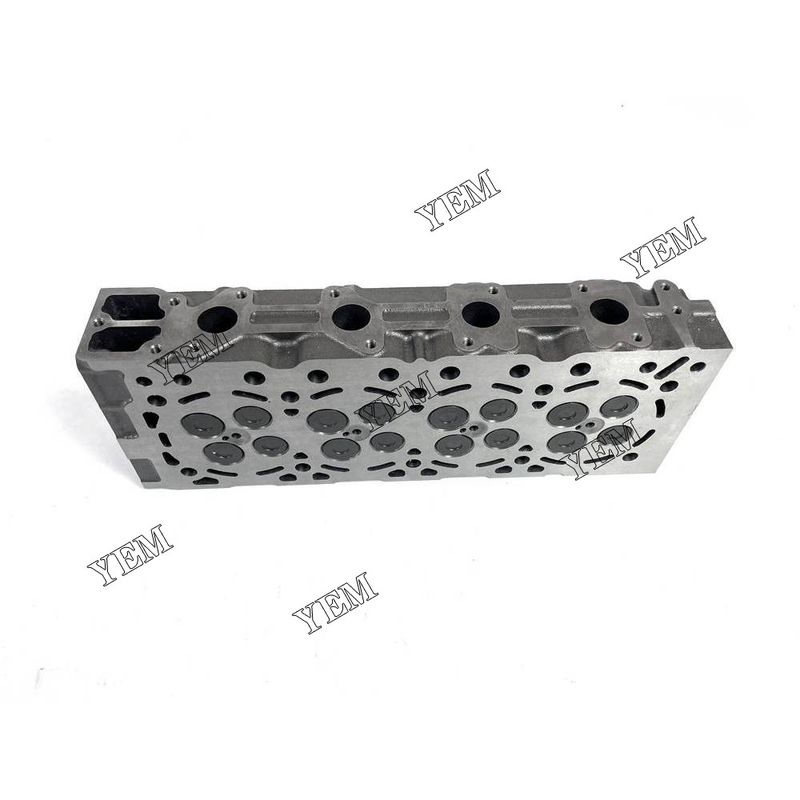 Excavator Engine Cylinder Head Assembly For Kubota V2607 V2607-DI-T