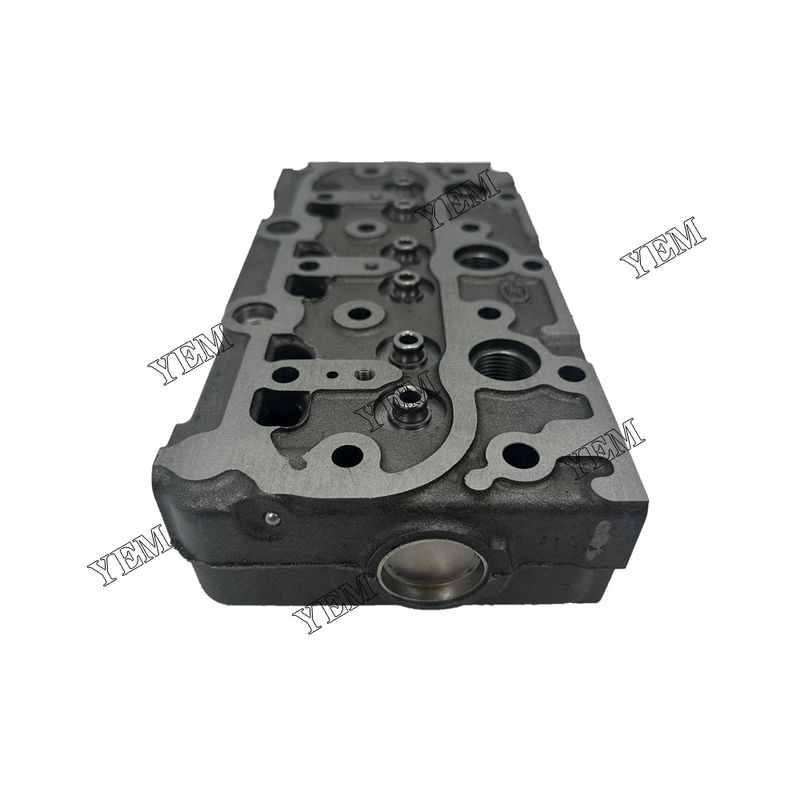 For Kubota Cylinder Head D750 B5200E B7100 Tractor Diesel engine