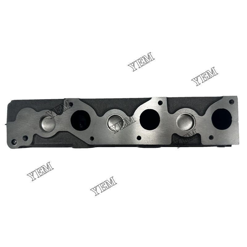 For Kubota Cylinder Head D750 B5200E B7100 Tractor Diesel engine